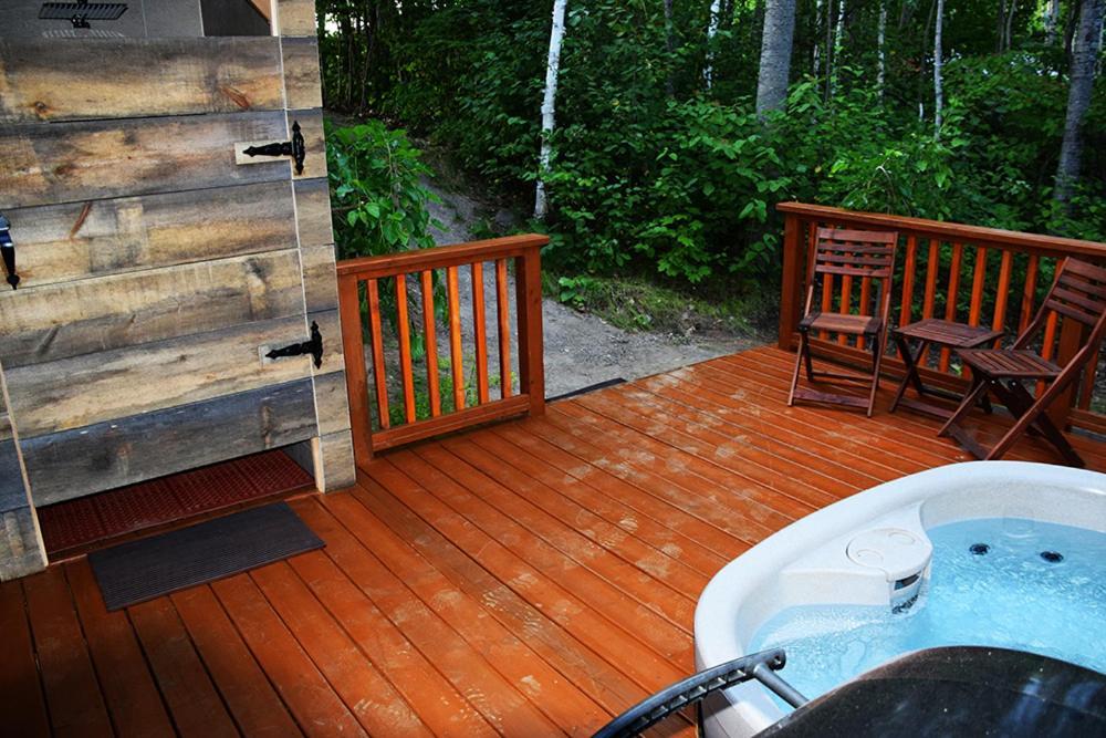 Footprints Resort Bancroft Exterior photo