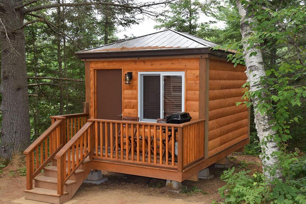 Footprints Resort Bancroft Exterior photo